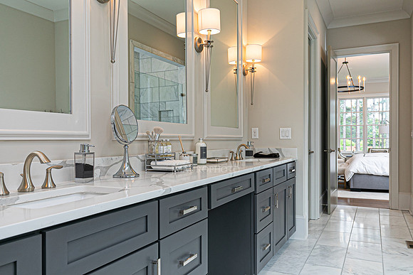 Owner's Bath-5