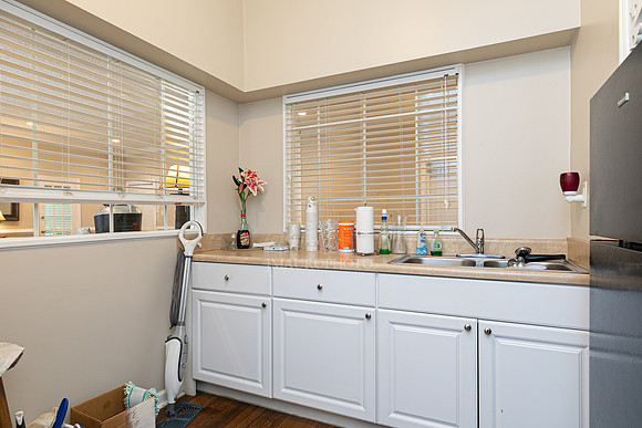 Leasing Office-5
