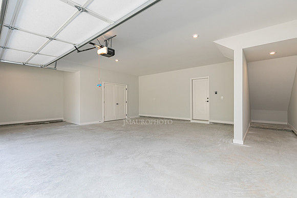 Garage-1