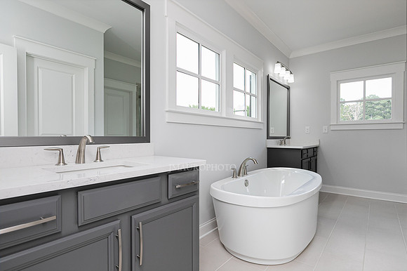 Owner's Bath-2