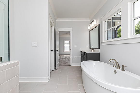 Owner's Bath-6