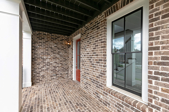 Lower Level Front Porch-3
