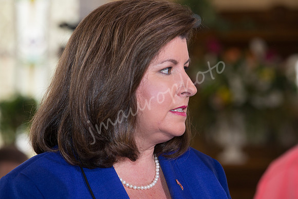 karen4senate-32