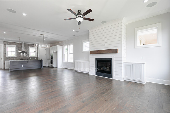 Family Room-3