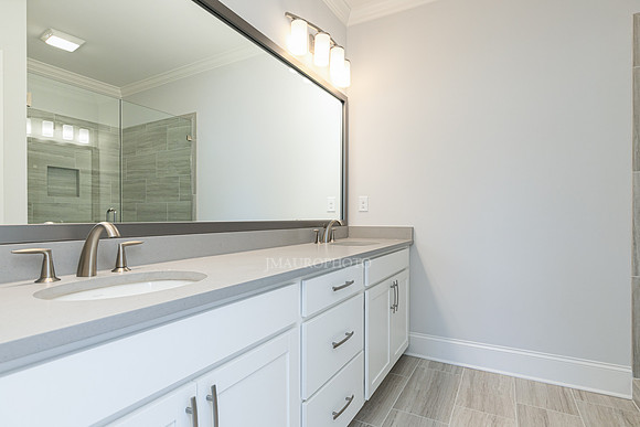 Owner's Bath-1