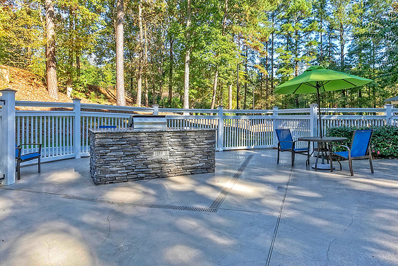 Grilling Area 1-2