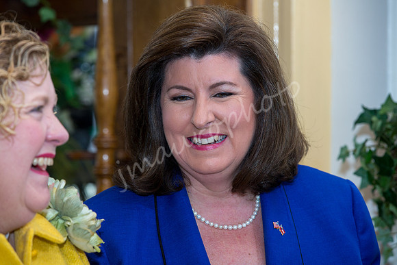 karen4senate-20