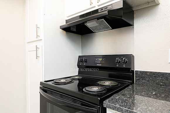 1 BR Apt-8
