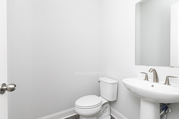 Powder Room-10
