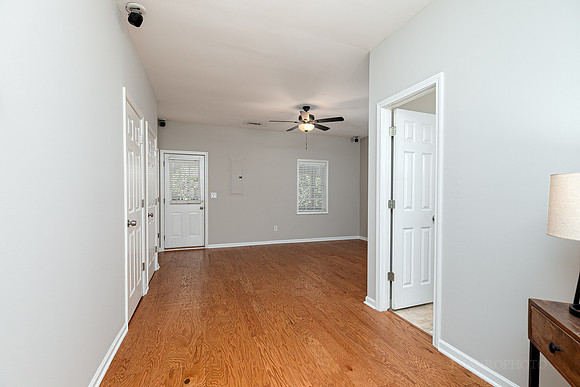 3410 Waters Edge Trl-10