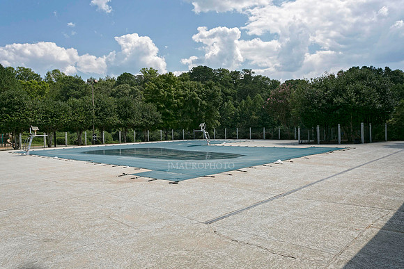 Smimming Pool-1