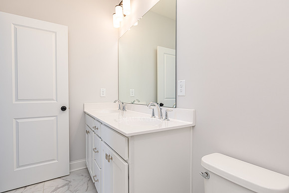 Owner's Bath-2