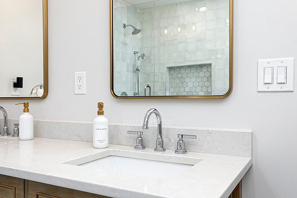 Oakstone Drive-11