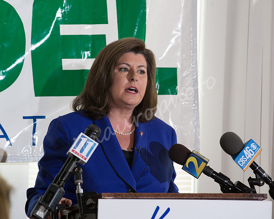 karen4senate-142