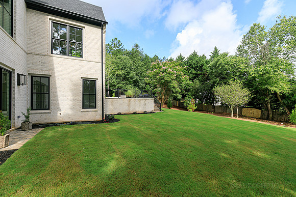 5400 Sargent Rd-85