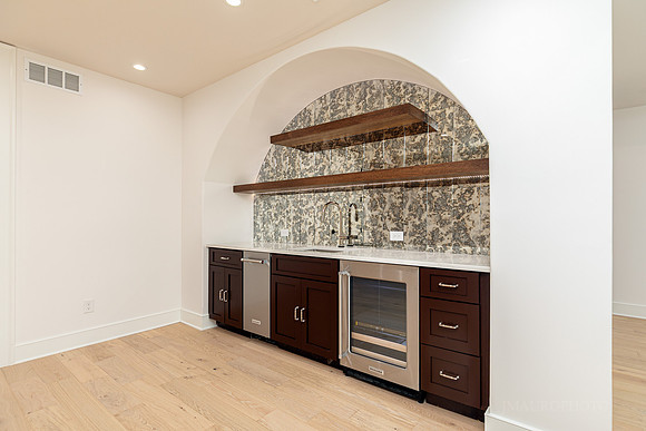 5400 Sargent Rd-62