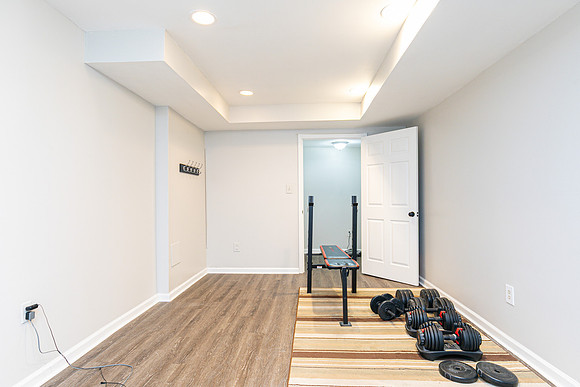 1418 Winborn Cir-41