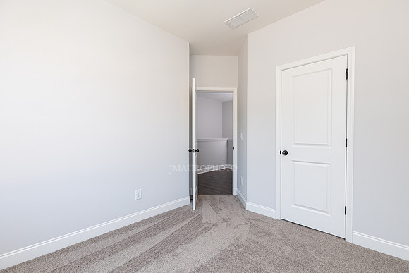 Bedroom 2-2