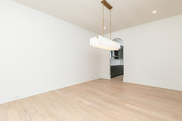 5400 Sargent Rd-11