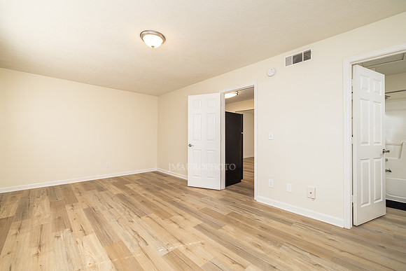 Apt F6-11