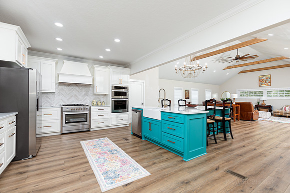 43 Faulkner Dr-16
