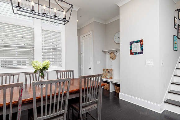 383 Summerhour St-16