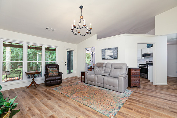 7140 Timberbrooke Dr-9
