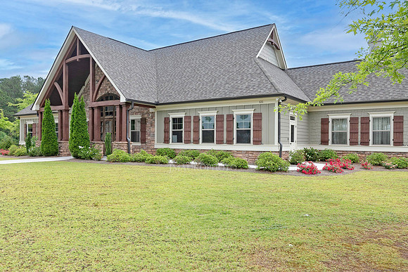 Clubhouse-3