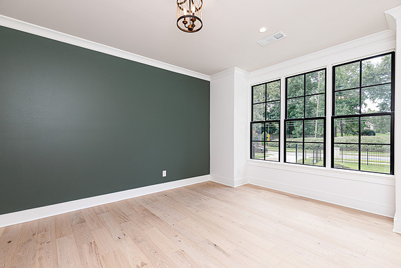 5400 Sargent Rd-39