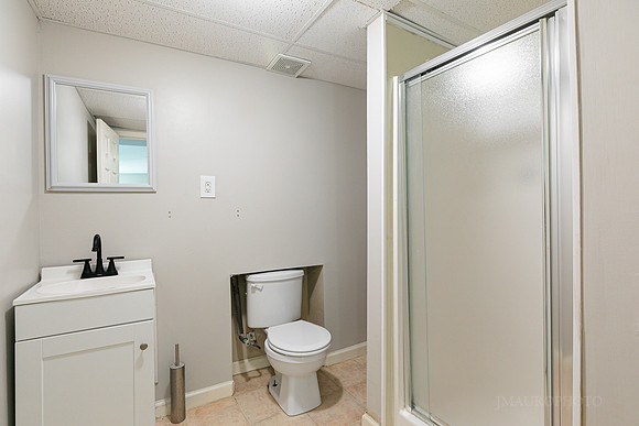 1418 Winborn Cir-39
