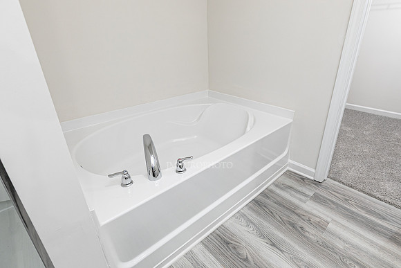 Master Bath-3
