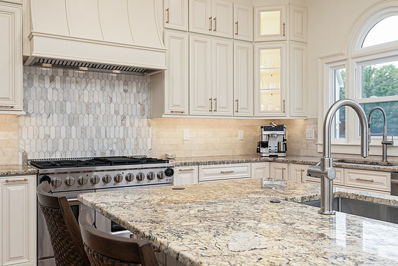 Belmont Crest Kitchen-3