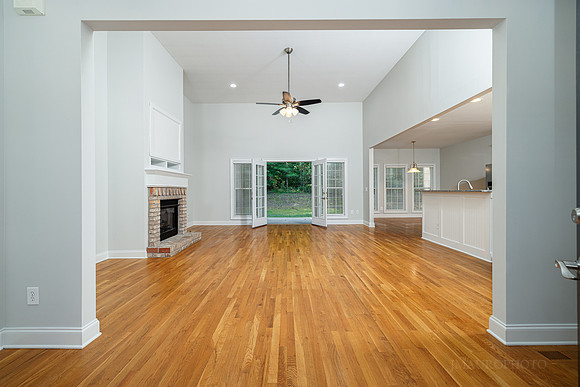 113 Watson Dr-6