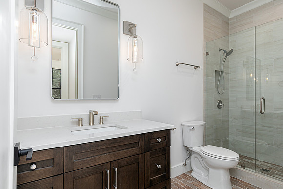 5400 Sargent Rd-66