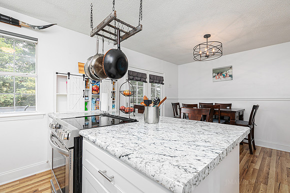 572 Clayroot Rd-12