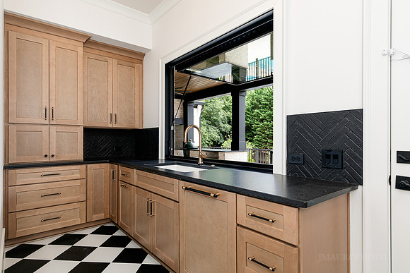 5400 Sargent Rd-33