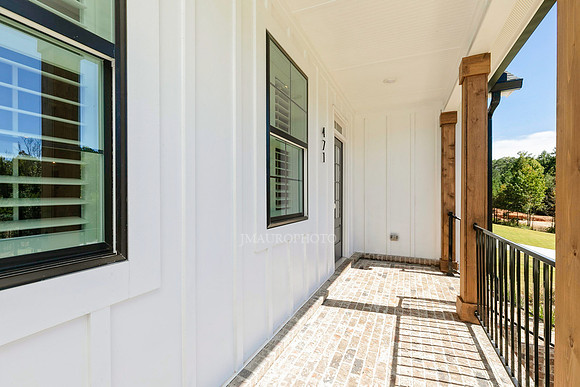 Covered Porch-1