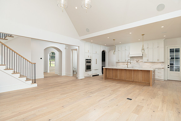5400 Sargent Rd-21