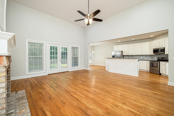 113 Watson Dr-11