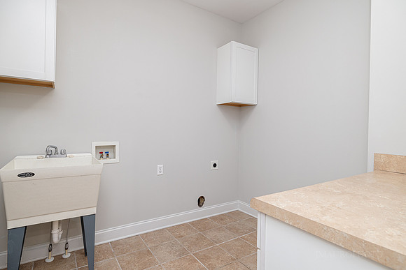 113 Watson Dr-37