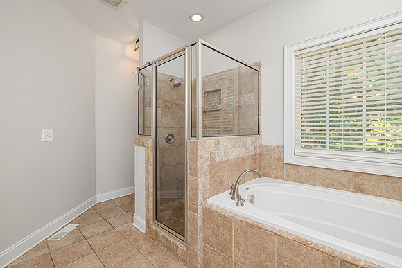 113 Watson Dr-29