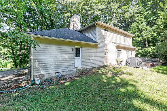 502 Spring Creek Way-27