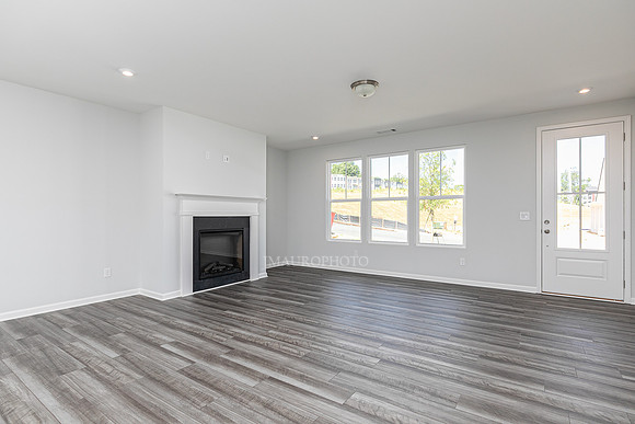 Family Room-4-2
