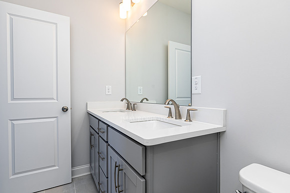 Owner's Bath-2