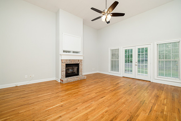 113 Watson Dr-12