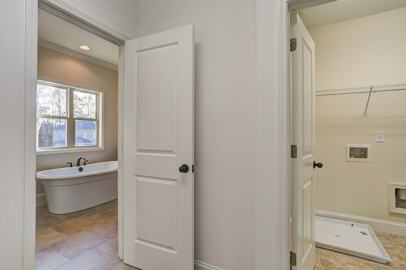 Master Closet 2-1