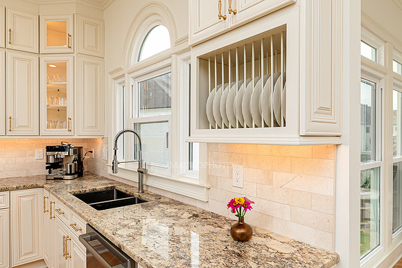Belmont Crest Kitchen-15