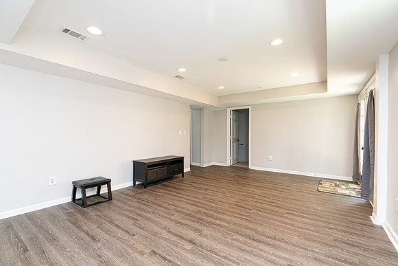 1418 Winborn Cir-38