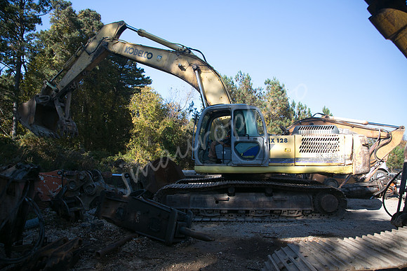 Kobelco 3-1