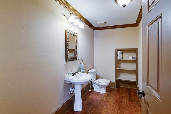 Bathroom 2 - Top Floor-1